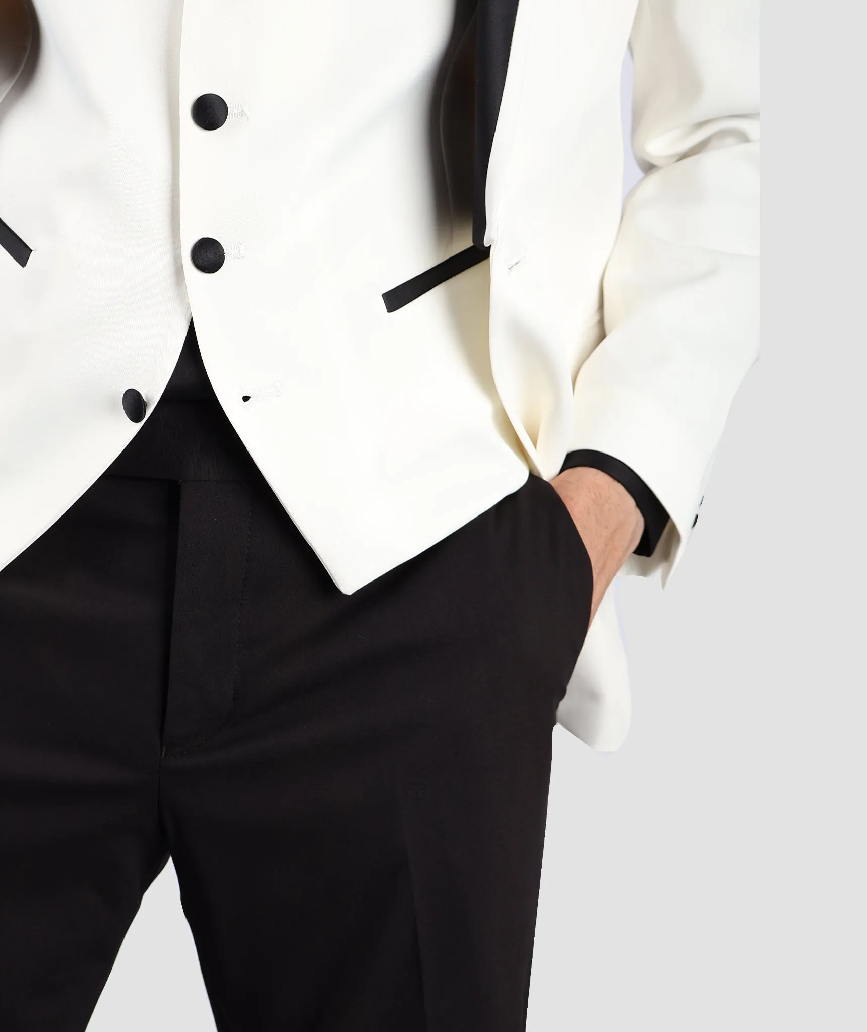 D'S Damat White Tuxedo Suit