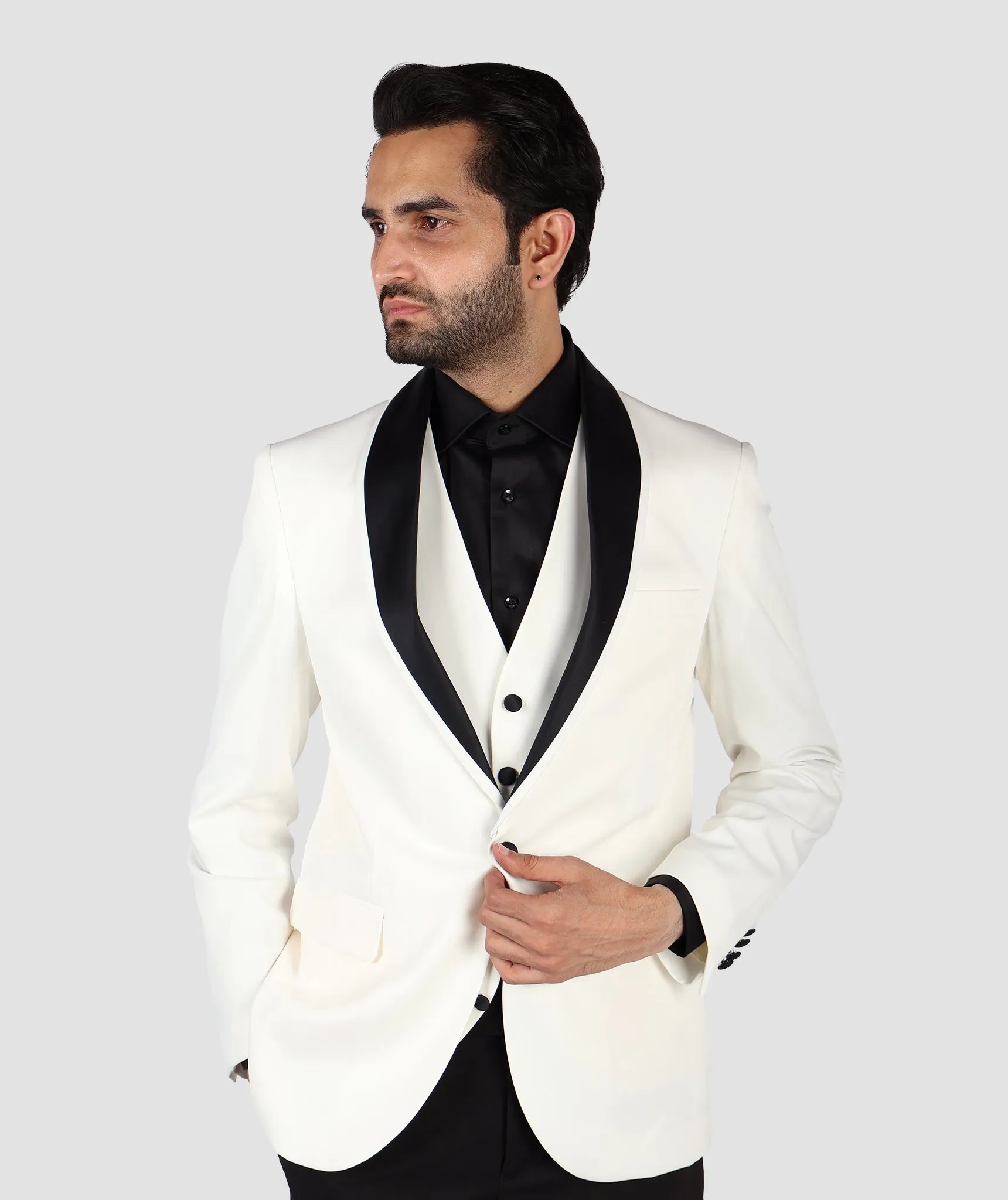 D'S Damat White Tuxedo Suit