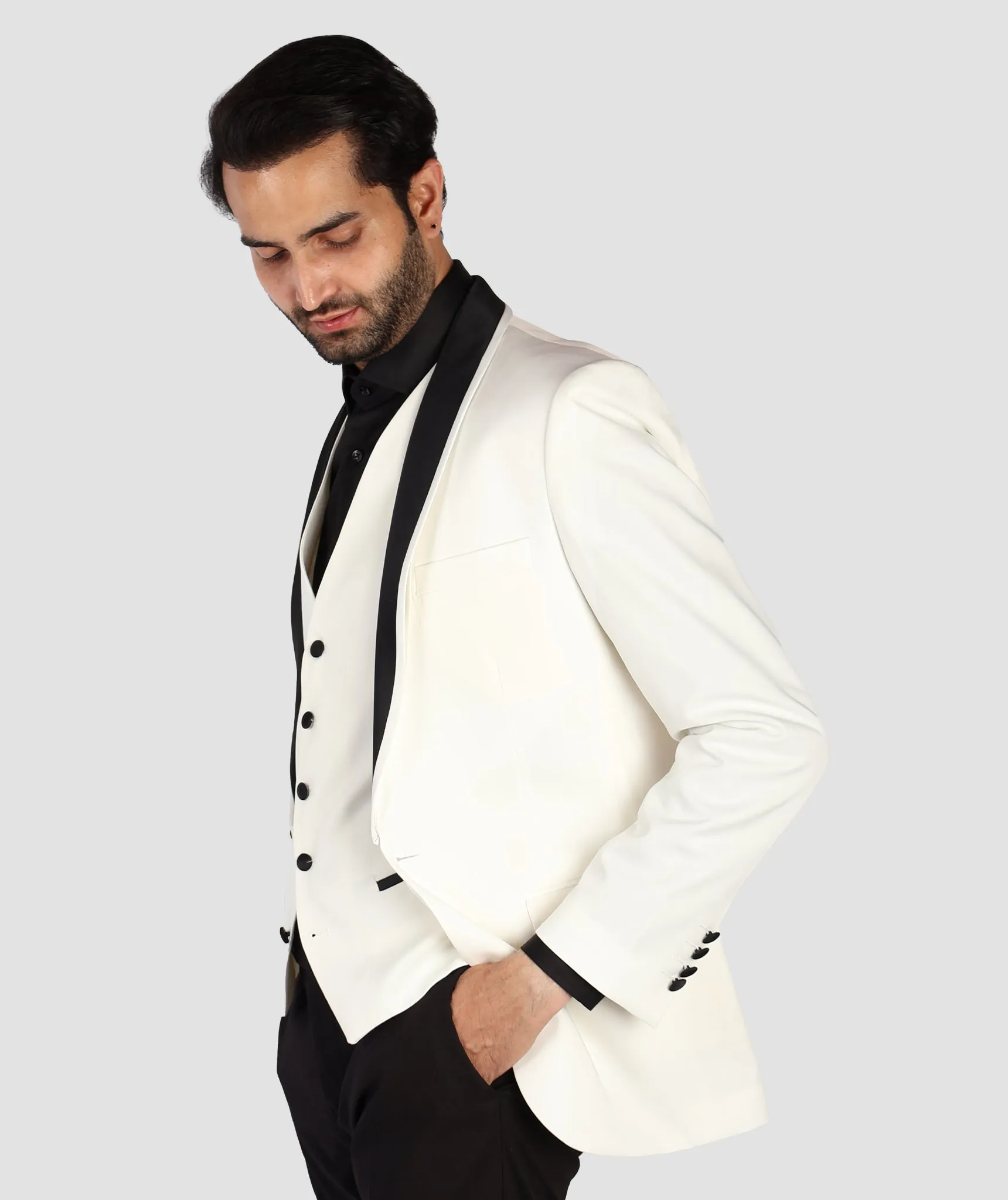 D'S Damat White Tuxedo Suit