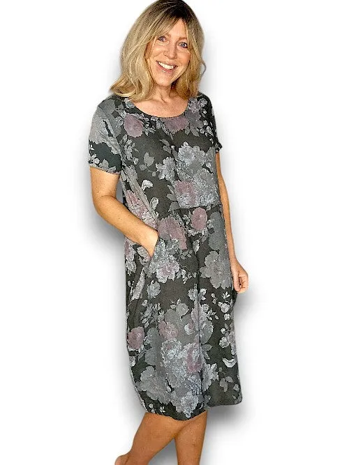 Sized Helga May Jungle Dress: Scarlett Rose - Charcoal